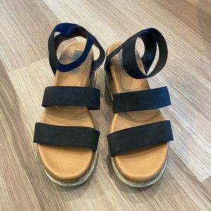 Steve Madden sandals